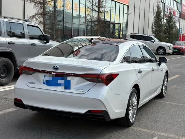Toyota Avalon — Фото автомобиля 4