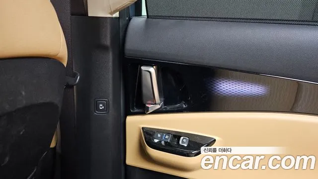 Kia Canival Carnival 4 поколение Бензин 9 мест Signature — Фото автомобиля 17