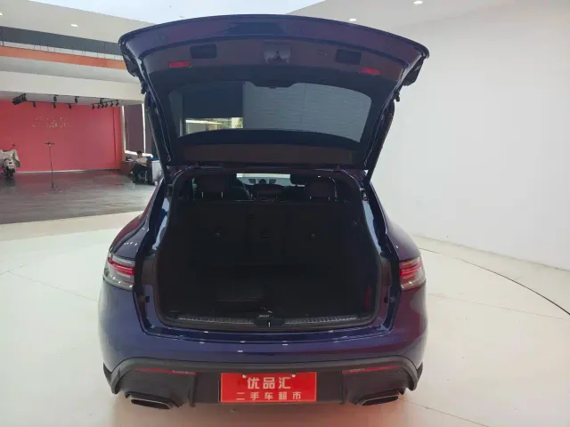 Porsche Macan — Фото автомобиля 20