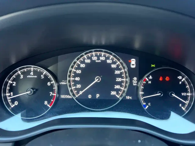 Mazda Axela — Фото автомобиля 10