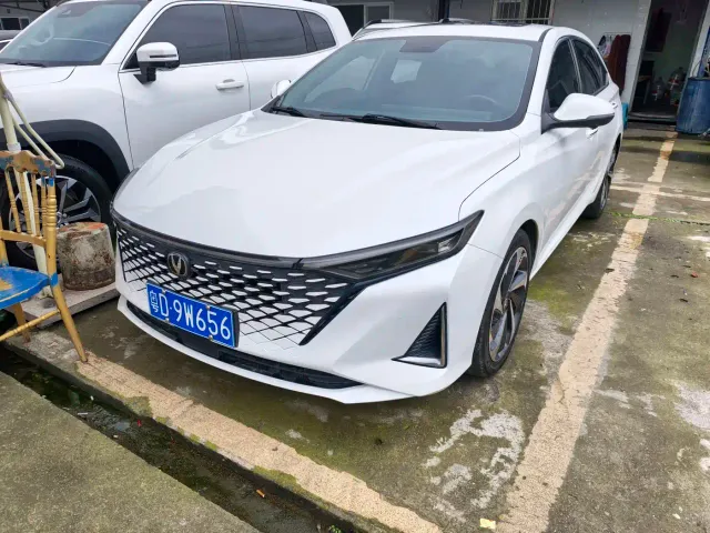 Фотография автомобиля — Changan Raeton Plus