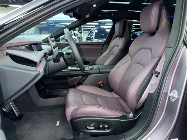Xiaomi SU7 — Фото автомобиля 8