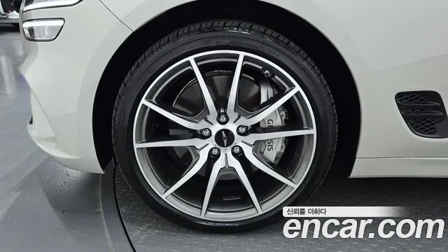 Genesis G70 New — Фото автомобиля 5