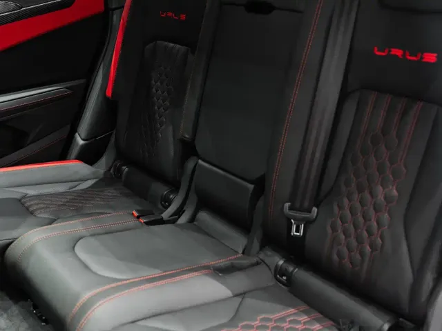 Lamborghini Urus — Фото автомобиля 16