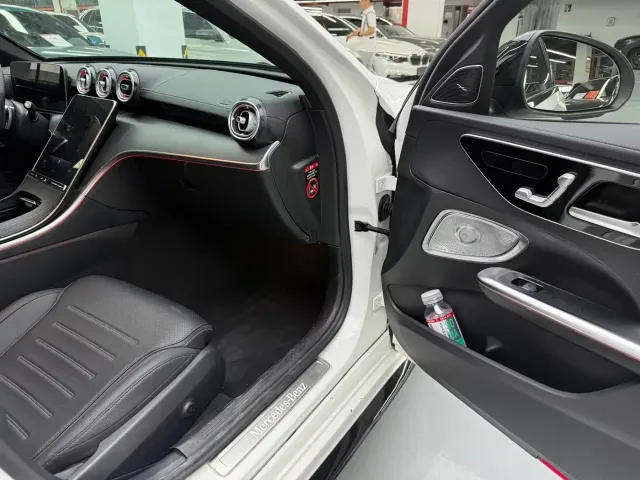 Mercedes-Benz C-Class — Фото автомобиля 21