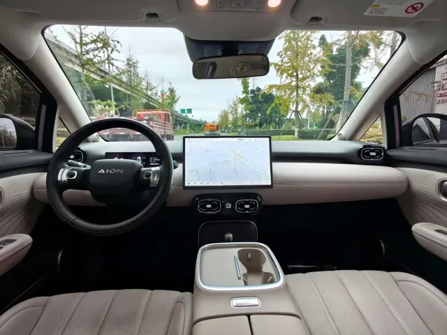 GAC AION UT super — Фото автомобиля 11