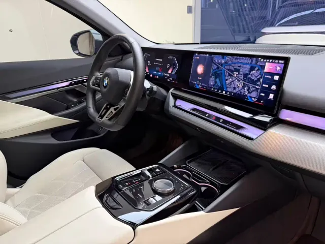 BMW 5 Series — Фото автомобиля 20