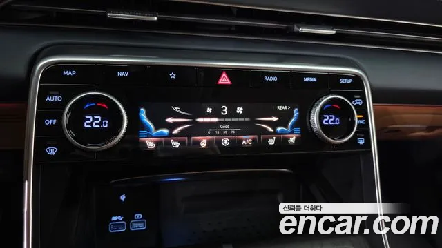 Genesis GV80 — Фото автомобиля 23