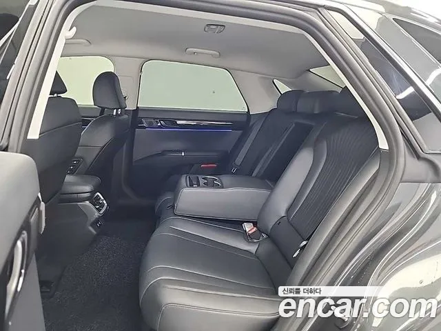 Hyundai Grandeur GN7 — Фото автомобиля 12