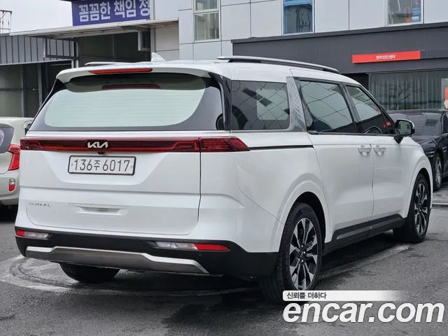 Kia Canival Carnival 4 поколение 9 мест Signature — Фото автомобиля 4