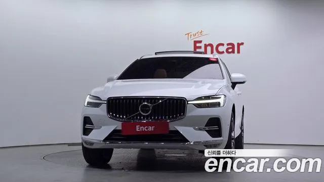 Вольво XC60 — Фото автомобиля 3
