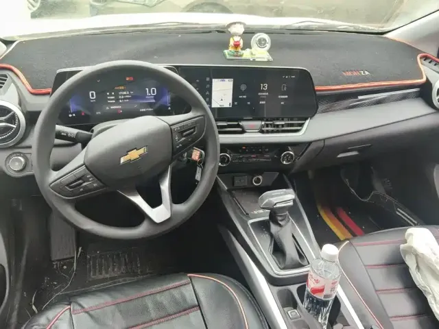 Chevrolet Monza — Фото автомобиля 11