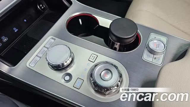 Genesis GV80 — Фото автомобиля 12