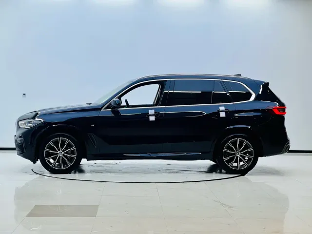BMW X5 — Фото автомобиля 3