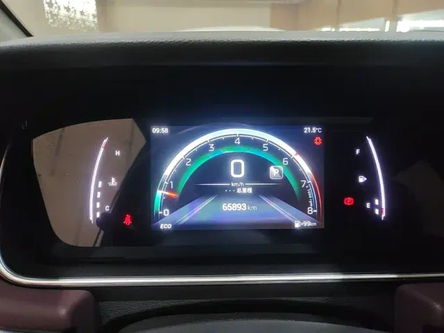 GAC Trumpchi M6 — Фото автомобиля 11