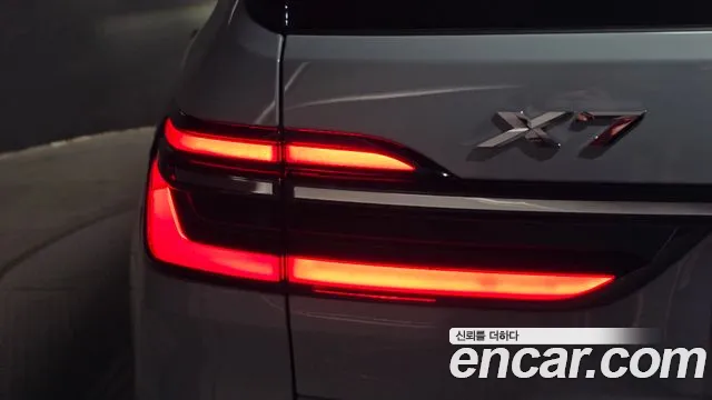BMW X7 — Фото автомобиля 19