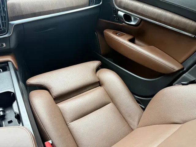 Volvo S90 — Фото автомобиля 8