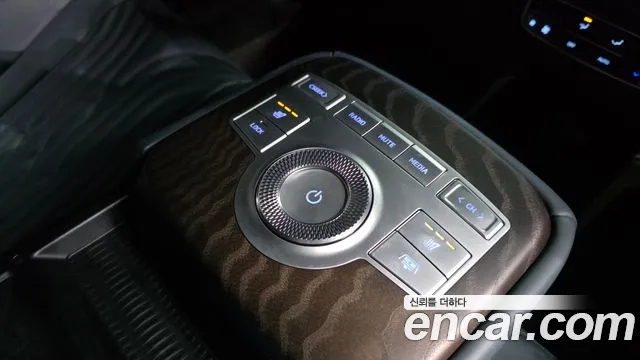 Genesis G80 Бензин 3.5 турбо AWD — Фото автомобиля 19