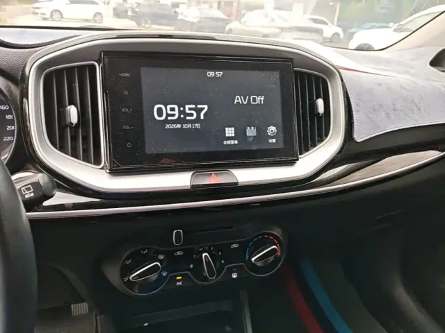 Kia KX1 — Фото автомобиля 12