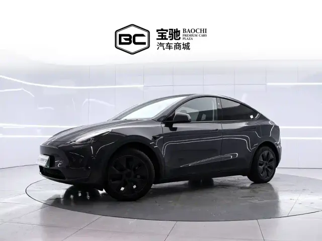 Фотография автомобиля — Tesla Model Y