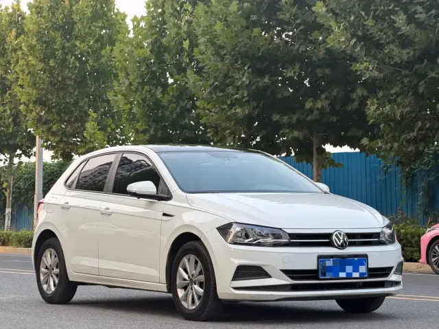 Volkswagen Polo 2023 Plus 1.5L Automatic Colorful Tech Edition — Фото автомобиля 3