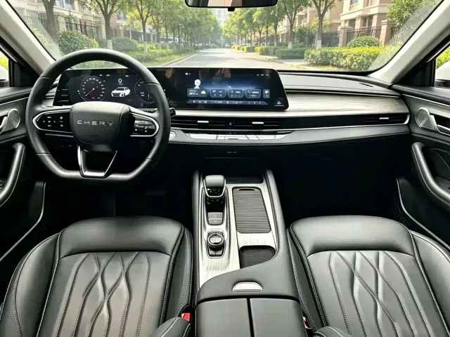 Chery Arrizo 8 — Фото автомобиля 7