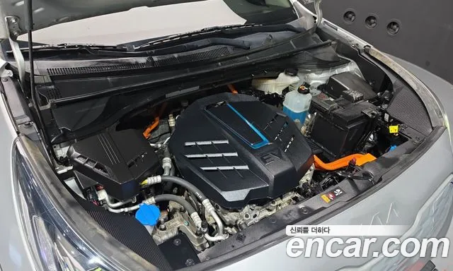 Kia Niro — Фото автомобиля 9