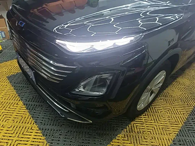 Bestune T90 — Фото автомобиля 23