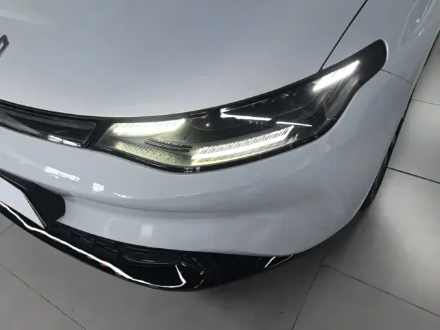 Leapmotor Leapmotor C01 2023 525 Comfort Edition — Фото автомобиля 23