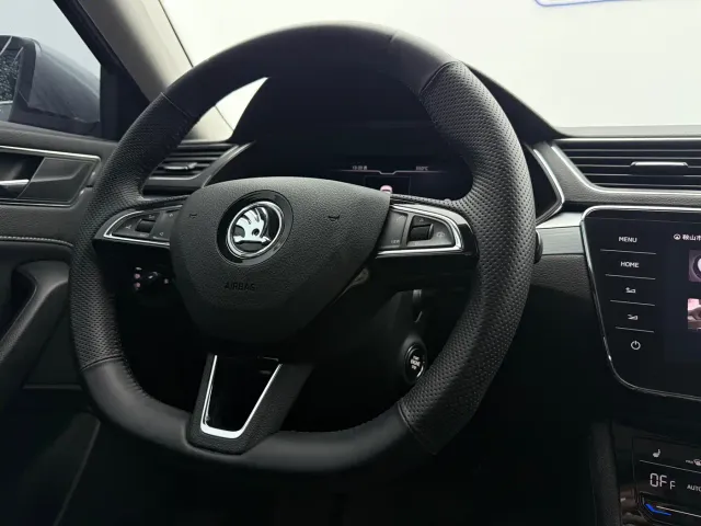Skoda Superb — Фото автомобиля 14