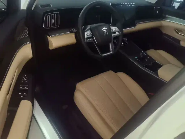 BYD Song Pro — Фото автомобиля 14
