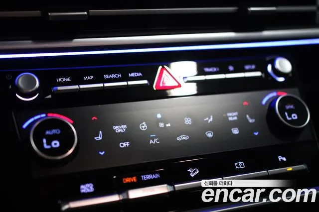 Hyundai Santafe Santa Fe (MX5) — Фото автомобиля 8
