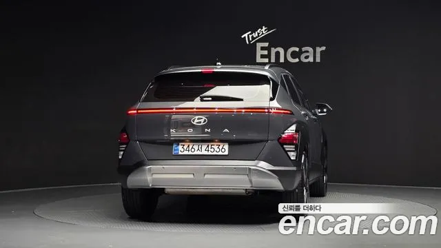 Hyundai Kona — Фото автомобиля 4
