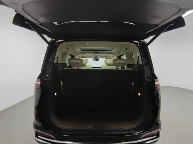Bestune Besturn M9 — Фото автомобиля 16