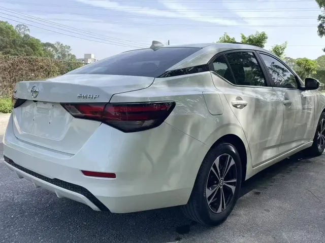 Nissan Sylphy — Фото автомобиля 4