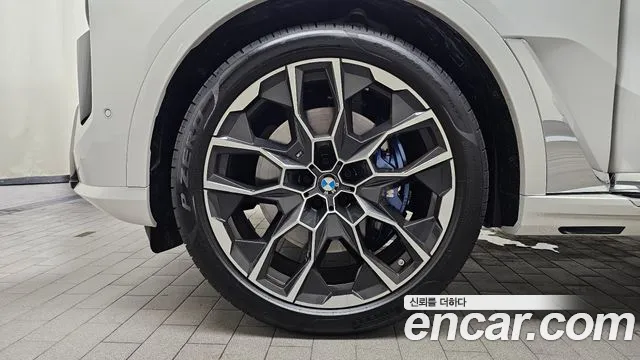 BMW X7 G07 — Фото автомобиля 4