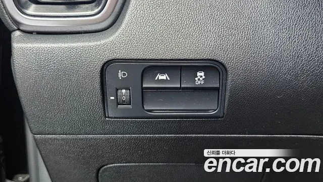 Kia Sorento Sorento 4-е поколение Бензин 2.5T 2WD — Фото автомобиля 14