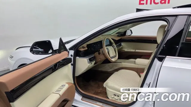 Hyundai Grandeur GN7 — Фото автомобиля 10