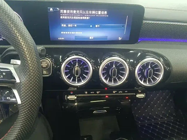 Mercedes-Benz A-Class — Фото автомобиля 12