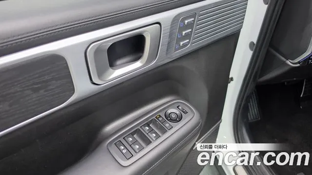 Hyundai Santafe Santa Fe (MX5) Бензин 2.5T 2WD — Фото автомобиля 15