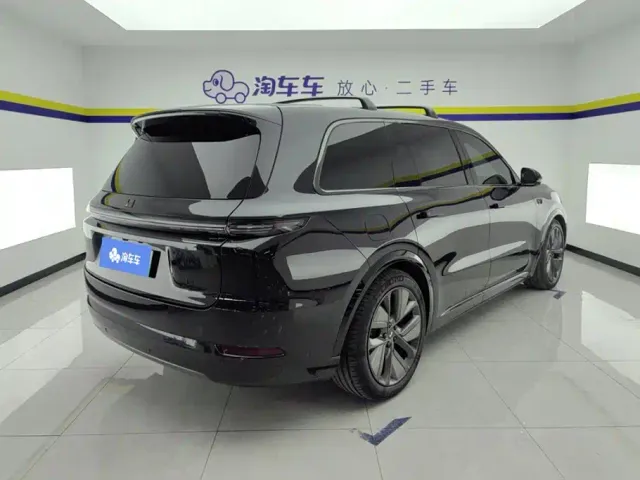 Li Auto L9 — Фото автомобиля 3