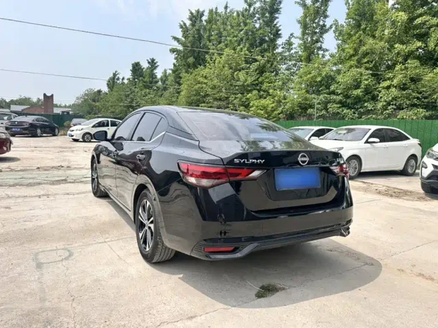 Nissan Sylphy — Фото автомобиля 6