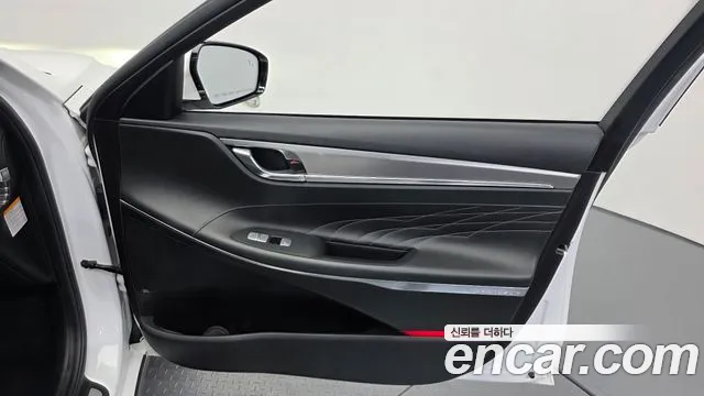 Hyundai Grandeur (New) Hybrid — Фото автомобиля 14