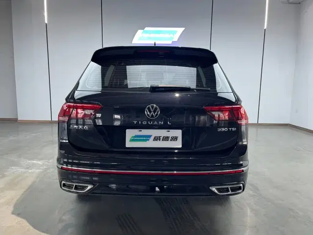 Volkswagen Tiguan L — Фото автомобиля 5