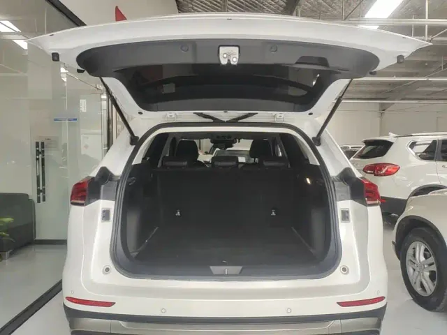 Haval H6 — Фото автомобиля 18