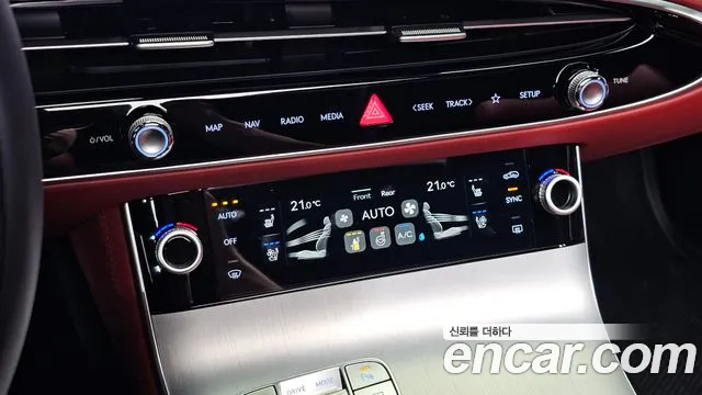Genesis GV70 3.5T Бензин 2WD — Фото автомобиля 23