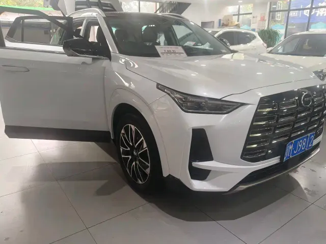 GAC Trumpchi GS4 — Фото автомобиля 2