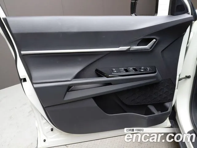 KG_Mobility_Ssangyong Torres Torres Бензин 1.5 2WD — Фото автомобиля 24