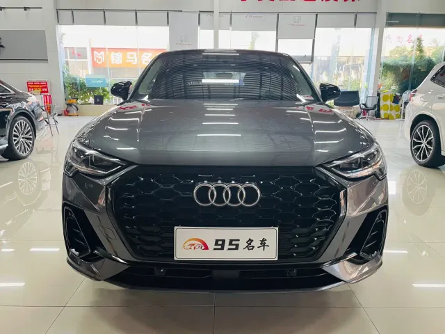 Audi Q3 Sportback — Фото автомобиля 2