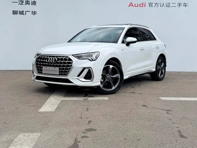 Фотография автомобиля — Audi Q3